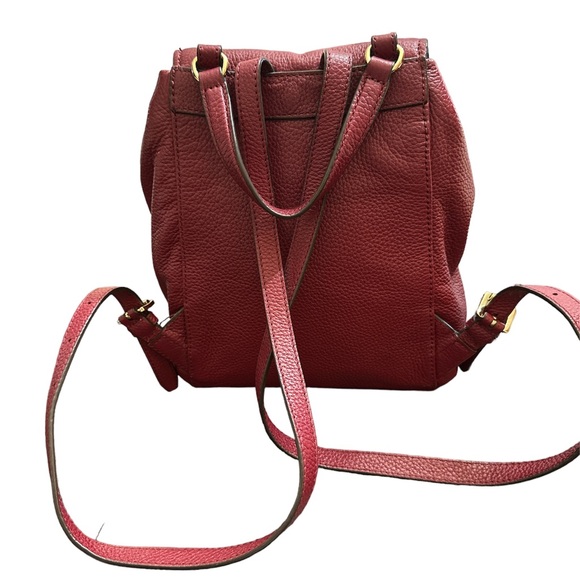 Michael Kors Vic mini backpack - Picture 4 of 14